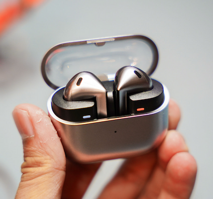 Đánh Giá & So Sánh Top 5 Tai Nghe True Wireless Dưới 4Tr Đáng Tiền Nhất 2026: Chốt Đơn Ngay Âm Nhạc Về Tai!