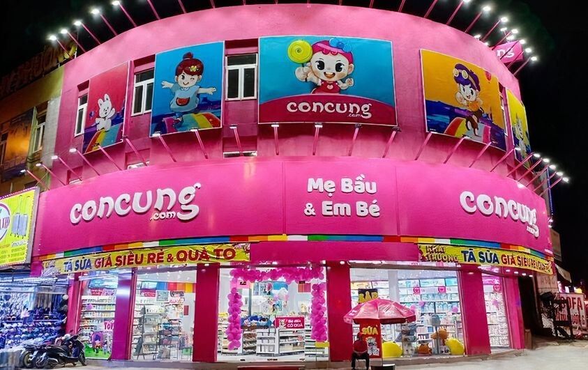1. Các chuỗi cửa hàng mẹ và bé lớn (Offline & Online)