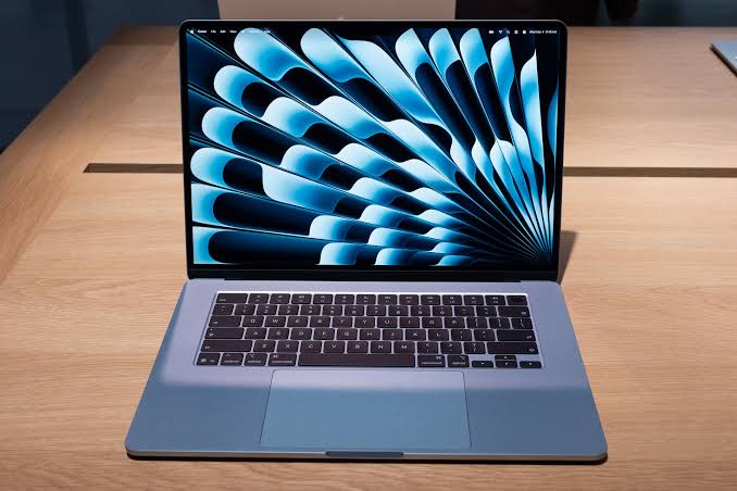 Đánh giá chi tiết Macbook Air M5 512GB: Liệu có đáng để "chốt đơn" trong năm 2026?
